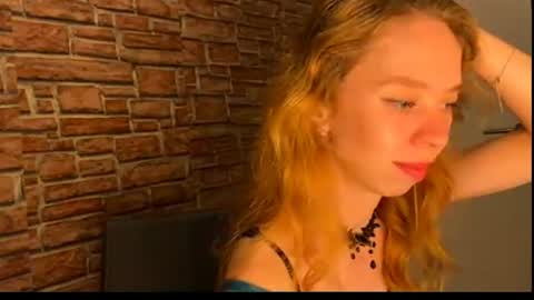 Eliza online show from June 8, 7:25 pm