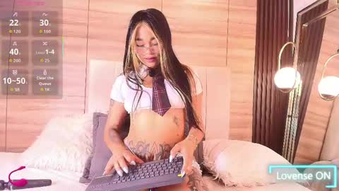 elizbeth_777 online show from May 30, 2:08 am