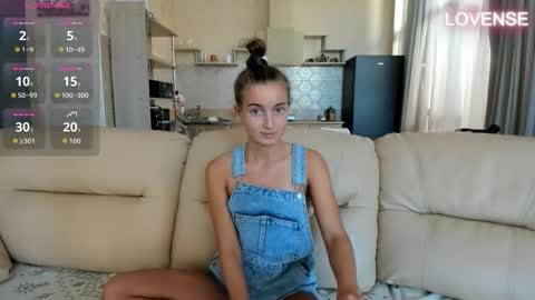 Eliz                               online show from September 13, 8:03 am