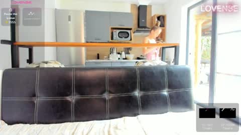 Eliz                               online show from April 6, 6:58 am