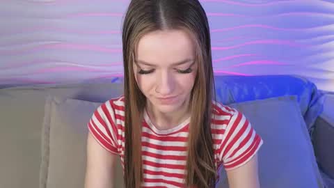 Snapshot of elizzza_ chatting on April 22, 5:21 am elizzza_ online show from April 22, 5:21 am