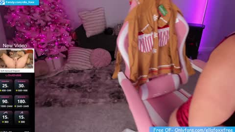 ella_foxx online show from December 6, 2:35 am