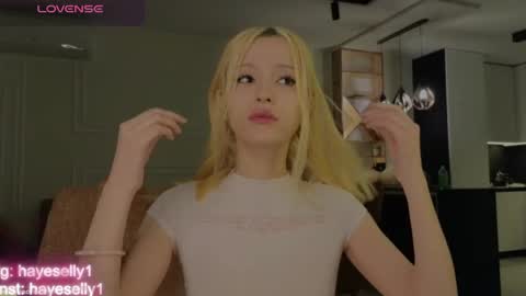 Snapshot of ella_hayes chatting on May 3, 11:11 pm Ella NEXT STREAM 1TH DECEMBER 1200 - 0800 AM AT MOSCOW TIME online show from May 3, 11:11 pm