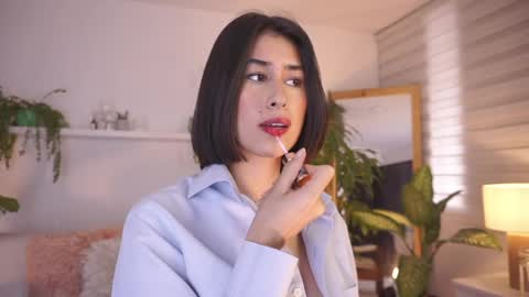 ELLA OWEN online show from May 2, 6:24 pm