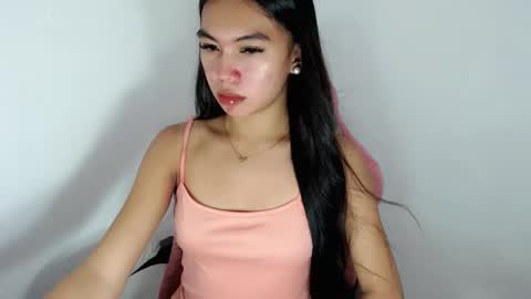 ella_walkerxxx online show from May 21, 11:06 am