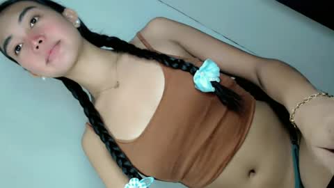 ella_walkerxxx online show from June 18, 4:22 pm