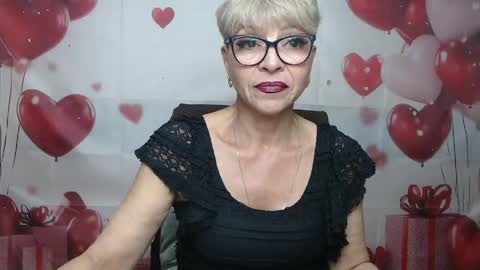Snapshot of ellabonito chatting on May 19, 5:47 am EllaBonito online show from May 19, 5:47 am