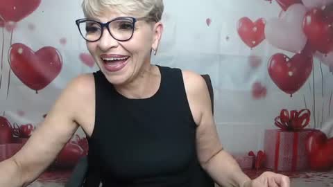 Snapshot of ellabonito chatting on July 6, 5:59 am EllaBonito online show from July 6, 5:59 am