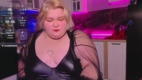 ellagoddes online show from March 27, 2:50 pm