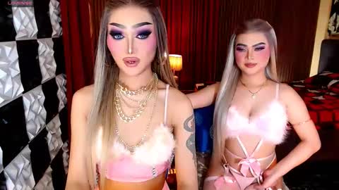 Snapshot of ellahemperialts chatting on February 15, 10:58 am ellahemperialts online show from February 15, 10:58 am