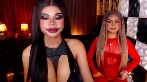 ellahemperialts online show from May 7, 8:09 am
