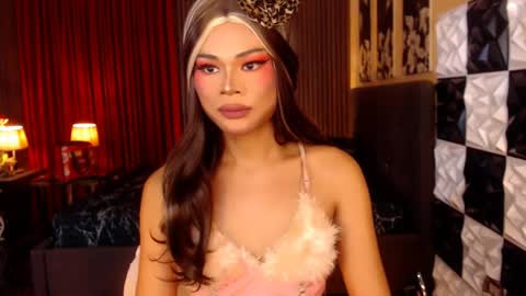 ellahemperialts online show from May 18, 9:59 am