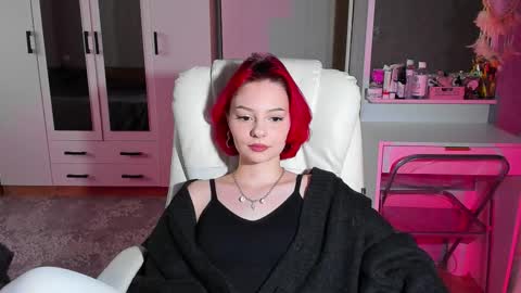Snapshot of ellales chatting on September 20, 7:53 am ellales online show from September 20, 7:53 am
