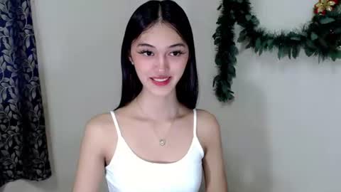 Snapshot of ellamiller69 chatting on October 10, 11:48 pm ELLA online show from October 10, 11:48 pm
