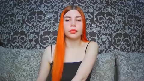 Snapshot of ellanuar chatting on November 10, 1:59 am EllaNuar online show from November 10, 1:59 am