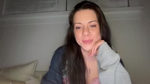 Elle67 online show from September 18, 9:33 am