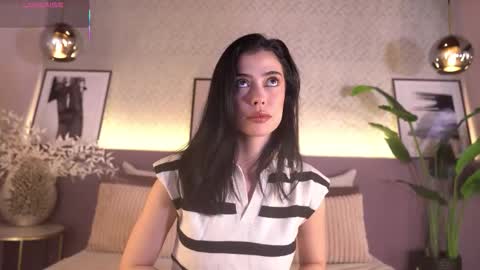 Elle Diane online show from February 11, 10:15 pm