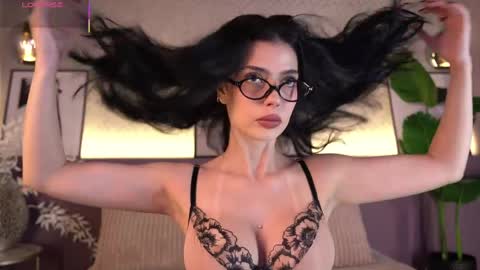 Elle Diane online show from April 13, 12:27 am