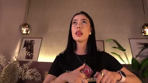 Snapshot of ellediane chatting on June 15, 12:13 am Elle Diane online show from June 15, 12:13 am