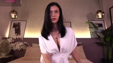 Snapshot of ellediane chatting on July 8, 10:03 pm Elle Diane online show from July 8, 10:03 pm