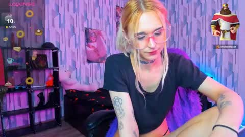 Ellie online show from February 26, 11:30 am