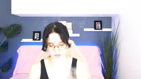 ellie_magic online show from October 13, 12:38 pm