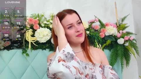 EllieLarson online show from October 9, 5:11 pm