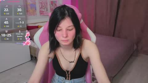 Ellin online show from April 17, 9:18 pm