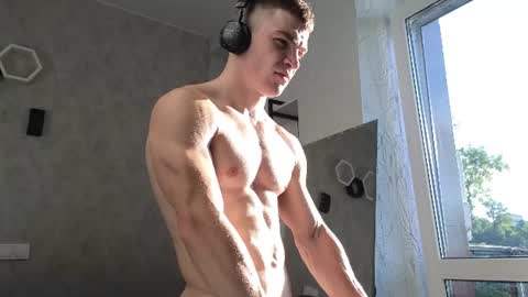 Snapshot of elliot_muscle04 chatting on June 30, 3:24 pm elliot_muscle04 online show from June 30, 3:24 pm