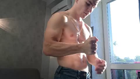 Snapshot of elliot_muscle04 chatting on July 18, 3:38 pm elliot_muscle04 online show from July 18, 3:38 pm