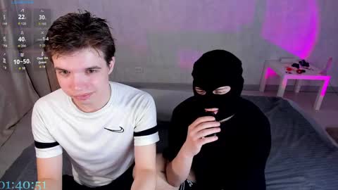 elliot_winki online show from May 13, 7:00 pm