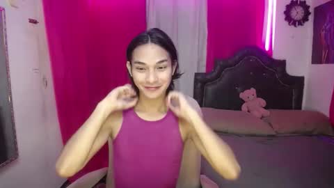 Snapshot of ellorrey chatting on November 4, 8:57 am ELLORREY online show from November 4, 8:57 am