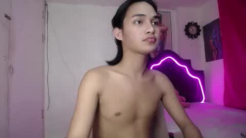 Snapshot of ellorrey chatting on December 17, 11:55 pm ELLORREY online show from December 17, 11:55 pm