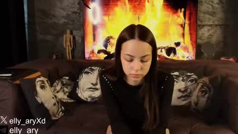 elly_ary online show from February 24, 12:41 am