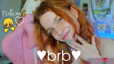 Snapshot of elly_milas chatting on March 31, 8:37 am Elly Fansly online show from March 31, 8:37 am