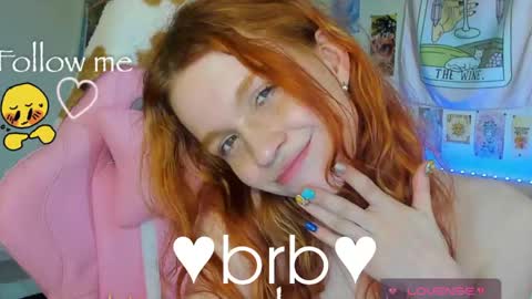 Snapshot of elly_milas chatting on April 15, 7:59 am Elly Fansly online show from April 15, 7:59 am