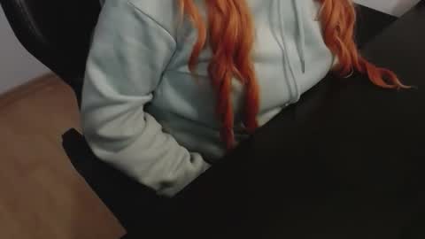 Elly online show from February 16, 7:54 pm