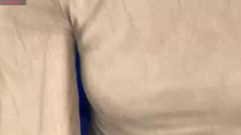 Snapshot of ellzabeth_ellison chatting on February 17, 4:09 am Im online Fri Sun Mon Tue Thu Fri Sat3 from 1000 online show from February 17, 4:09 am