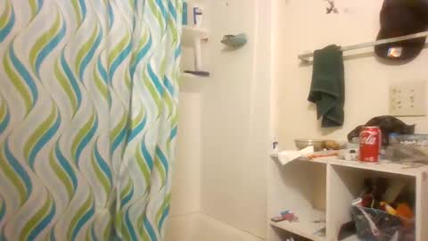 elmario24 online show from October 8, 8:23 am