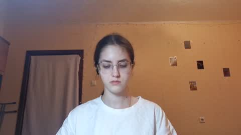 Kate online show from July 1, 2:40 pm