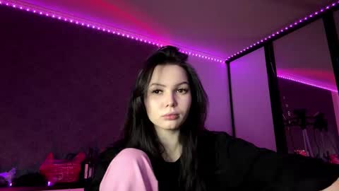 Tiny online show from March 4, 9:37 am