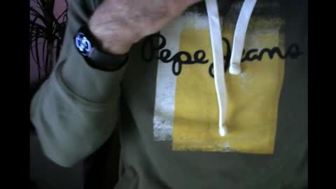 Snapshot of elmetatepeta chatting on March 2, 2:58 am ElMetaTeDa online show from March 2, 2:58 am