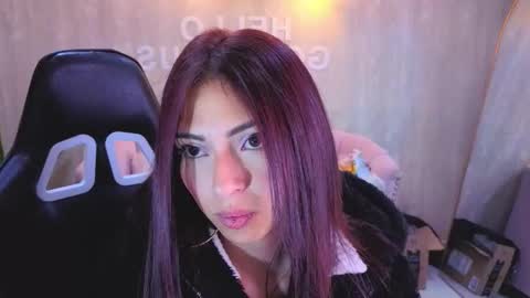 Elody  online show from January 7, 3:20 am