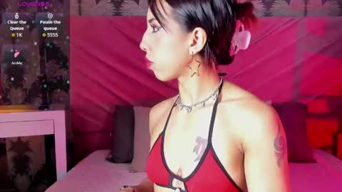 Snapshot of eloisa_moorgan chatting on May 25, 2:23 pm eloisa online show from May 25, 2:23 pm