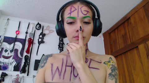 Chelsea  Please help me to reach 100 thumbs up online show from February 18, 9:31 pm