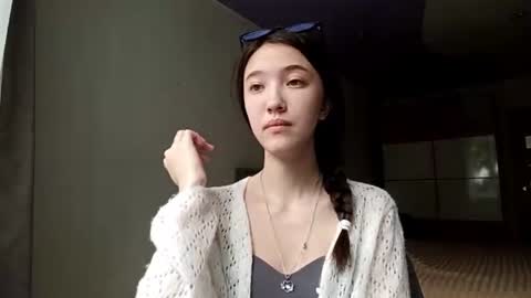 Snapshot of elouisevallian chatting on July 20, 2:15 am Elara online show from July 20, 2:15 am