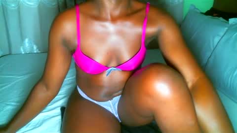 Snapshot of elphaba01 chatting on March 5, 7:05 am Elphaba online show from March 5, 7:05 am