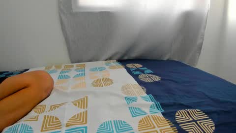 Snapshot of elpicha_dotado chatting on February 13, 12:01 pm elpicha_dotado online show from February 13, 12:01 pm