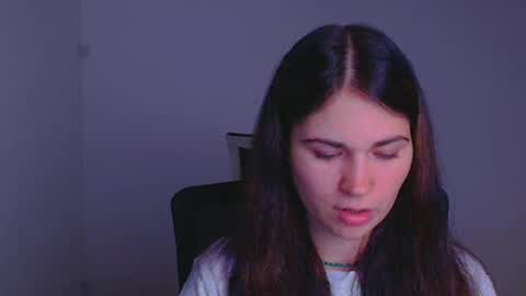 Snapshot of elsa_mur chatting on December 2, 7:27 pm Elsa online show from December 2, 7:27 pm