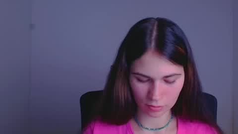 Snapshot of elsa_mur chatting on December 4, 7:34 pm Elsa online show from December 4, 7:34 pm